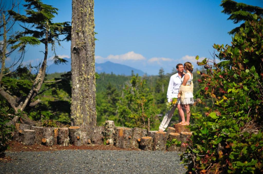 Cygnet Cove Suites Ucluelet Eksteriør billede